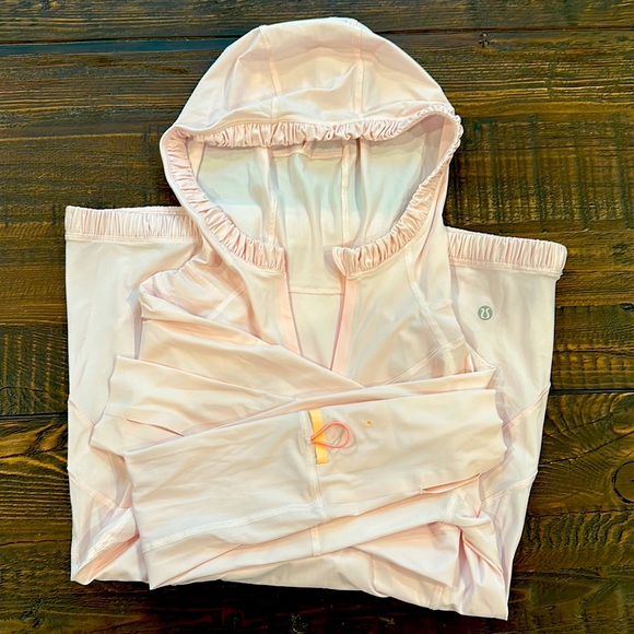 Lululemon Water Bound Hoodie - Picture 6 of 7